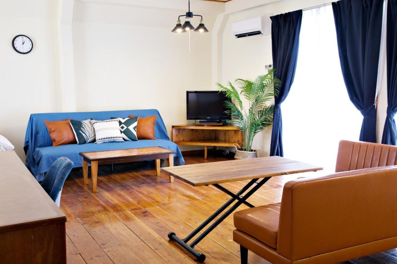にらい恩納　一本松 Apartment Onna Exterior photo