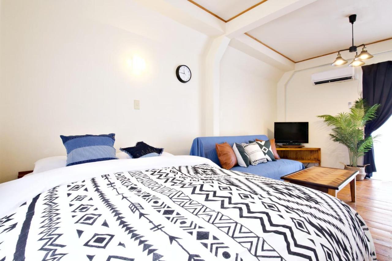 にらい恩納　一本松 Apartment Onna Exterior photo